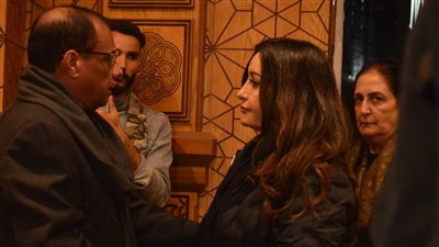 عزاء سيد قذاف الدم، وصول المطربة لطيفة وعضو مجلس الزمالك سليمان وهدان (صور)