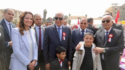 وزير التعليم ومحافظ الجيزة يشهدان احتفالية 