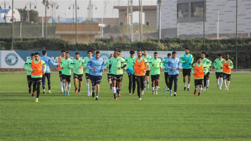 بيراميدز، فيتو