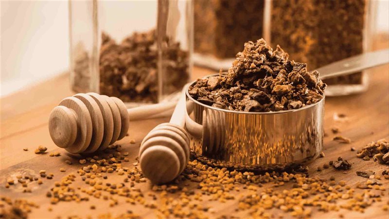 البروبوليس، فيتو