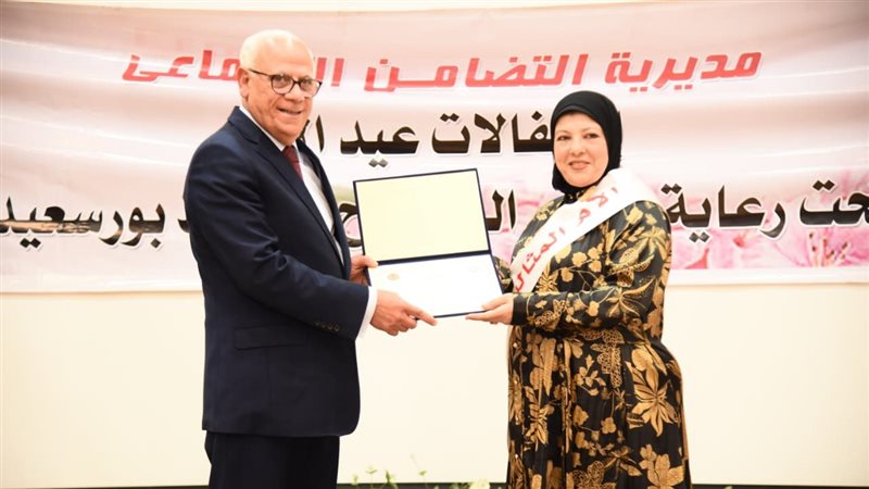تكريم الأمهات المثاليات