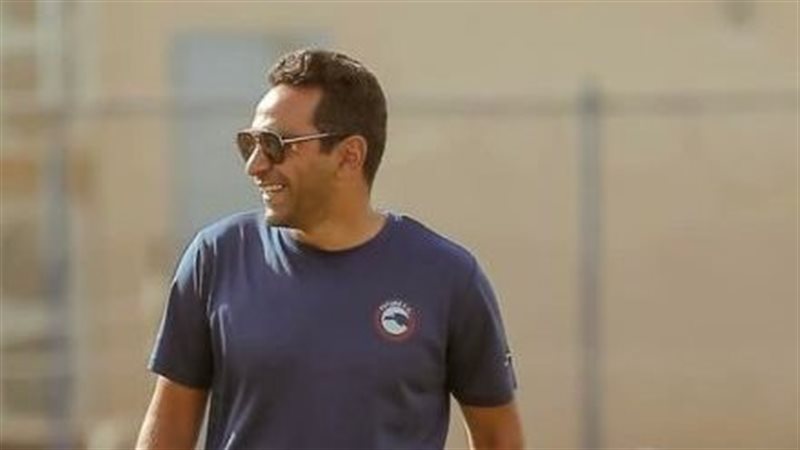 عادل مصطفى، فيتو