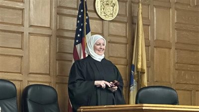 محجبة فوق منصة القضاء الأمريكي، مشوار السورية نادية قحف إلى المحكمة العليا بنيو جيرسي (فيديو)