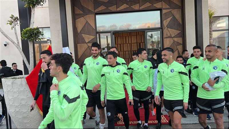 فريق بيراميدز، فيتو