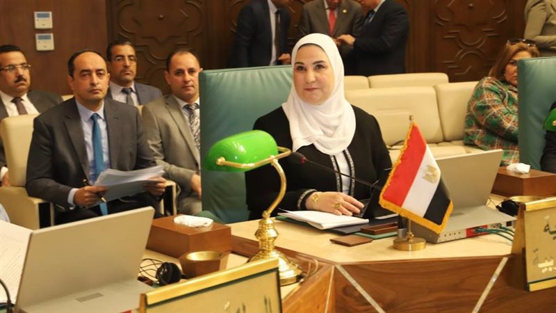 نيفين القباج وزيرة