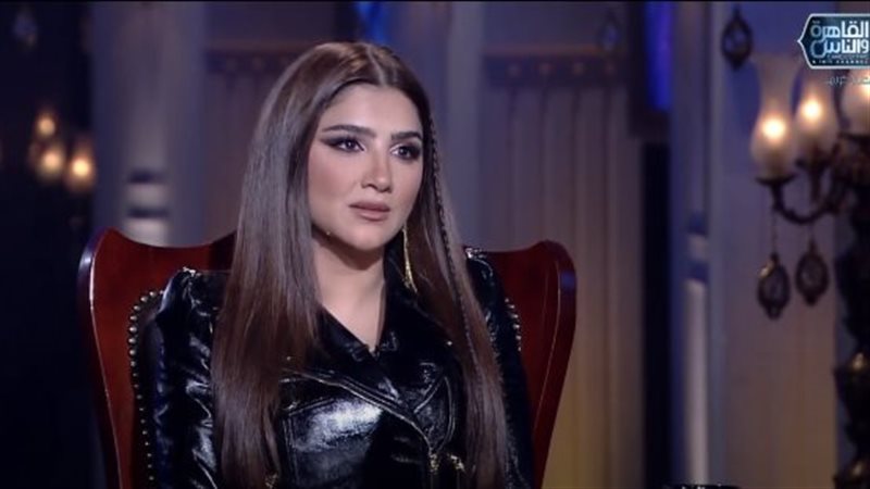 الفنانة مي عمر، فيتو