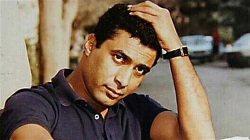 الفنان أحمد زكي،