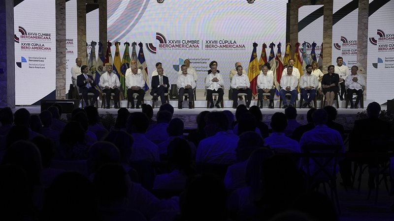 القمة الأيبيرية الأمريكية،