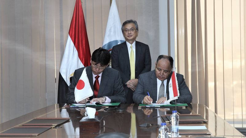 وزير المالية/ رئيس