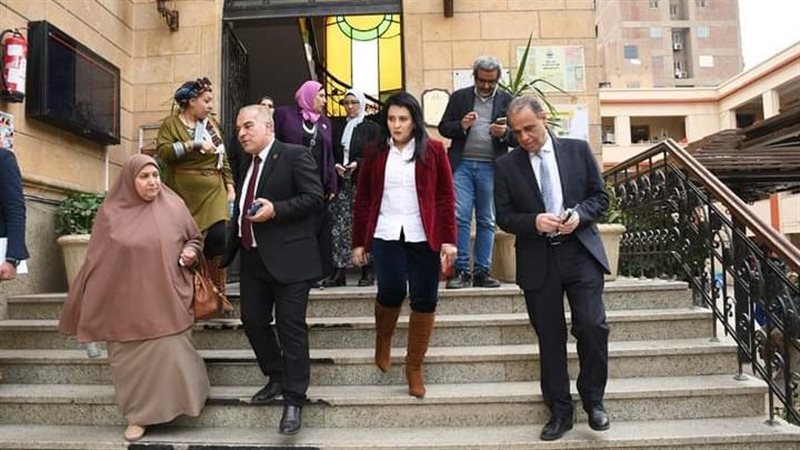 جامعة عين شمس، فيتو