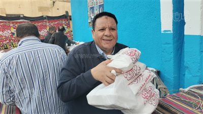 كرم المنايفة.. 500 وجبة يوميا للصائمين.. والأطفال يجمعون 11 ألف جنيه لكسوة الأيتام فى العيد (صور)
