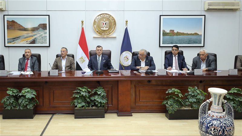 اجتماع المجلس الاعلي