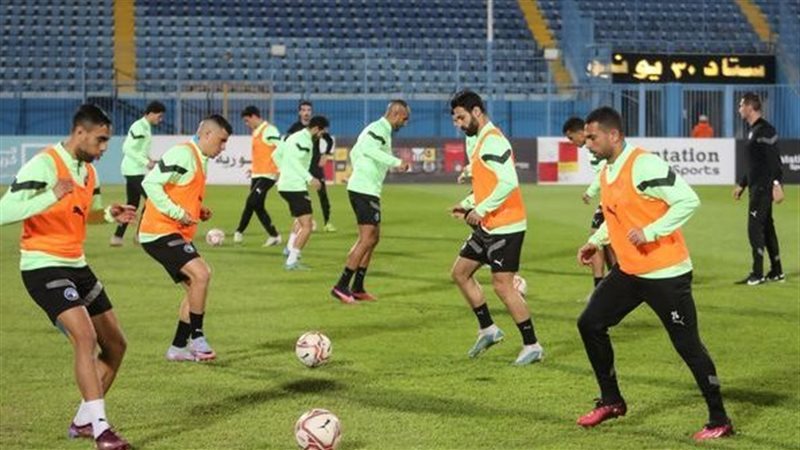 بيراميدز، فيتو