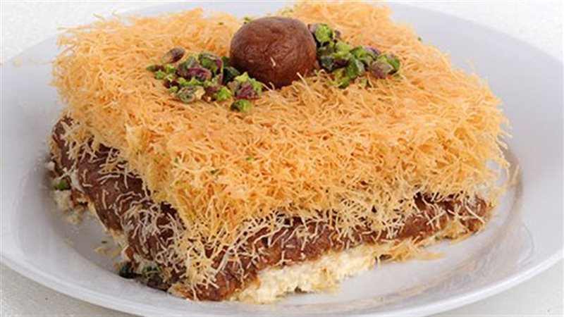 الكنافة بالعجوة،