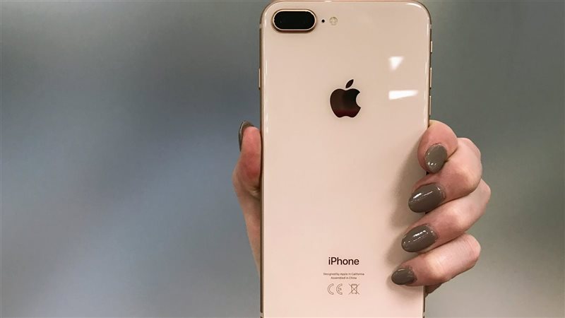 هواتف آيفون، فيتو