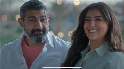 علاقة مشروعة، لحظات رومانسية بين ياسر جلال ومي عمر وشقيقها يكتشف زواجهما