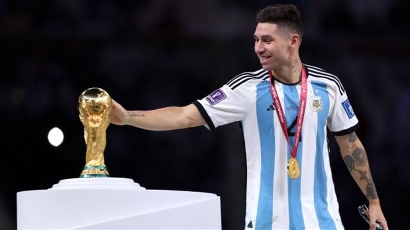 جونزالو مونتيل لاعب