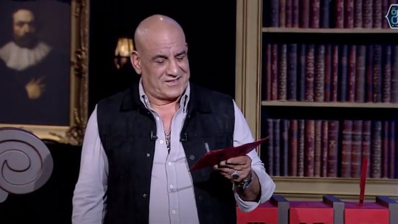 الفنان محمد لطفي،