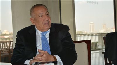 محاولات مكثفة لإقناع أبو علي للعودة لرئاسة النادي المصري