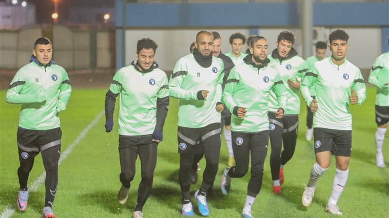بيراميدز، فيتو