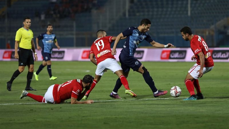 فريق نادي بيراميدز،