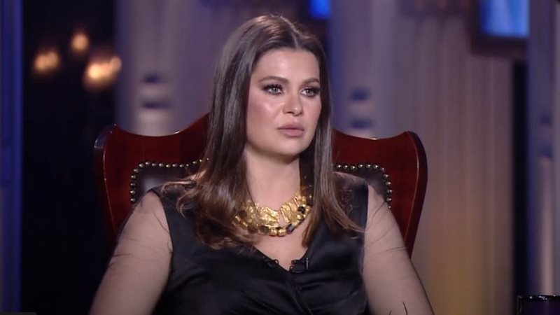 يسرا اللوزي، فيتو