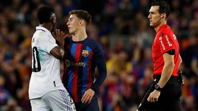 آخرهم برشلونة، متصدرو الدوريات الخمس الكبرى يودعون مسابقة الكأس 