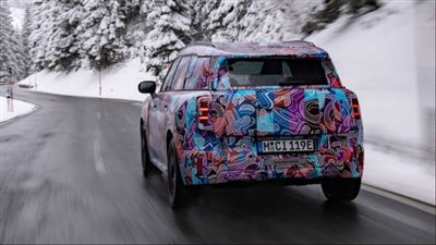 تفاصيل تصميم سيارات ميني كونتري مان 2024 الكهربائية 