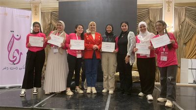 فتيات ريحانة يرسلن برقية شكر لقرينة رئيس الجمهورية 