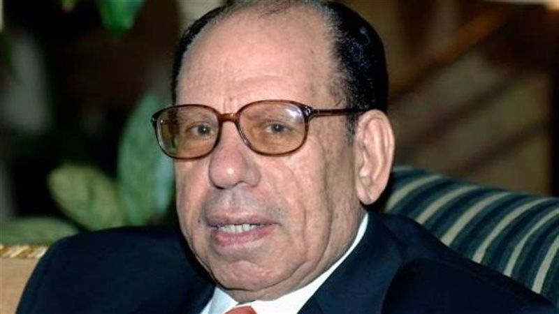 الدكتور الراحل صلاح