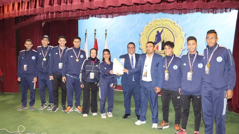 جانب من فعاليات الدورة،