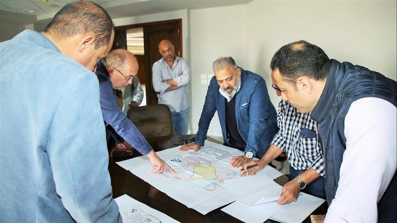 رئيس الأوبرا يتفقد