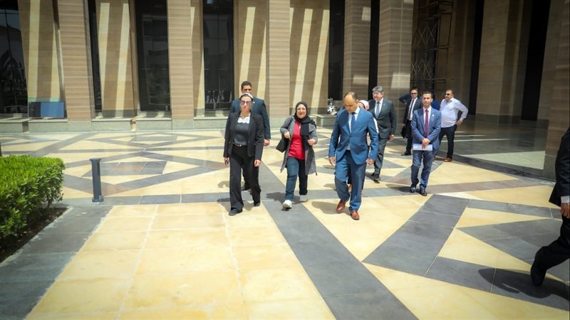 وزيرة البيئة، فيتو