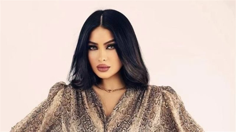 الفنانة أسما أبو