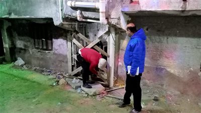  انهيار جزئي بعقار مكون من 3 طوابق وإصابة 7 أشخاص من أسرتين (صور)