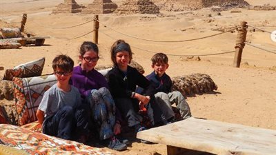 قبل فقد بصرهم.. أطفال كنديون مصابون بمرض نادر ومصر تحقق حلمهم (صور)