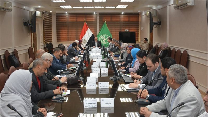 محافظ القليوبية خلال