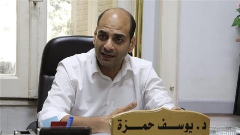 الدكتور يوسف حمزة