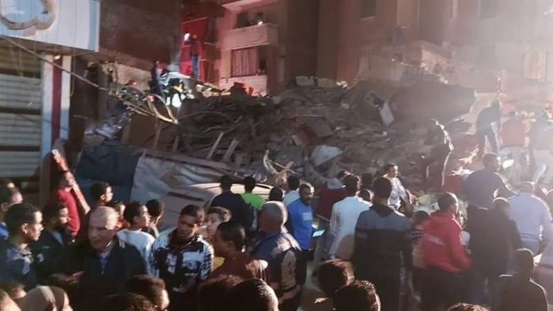 انهيار عقار بالإسكندرية،