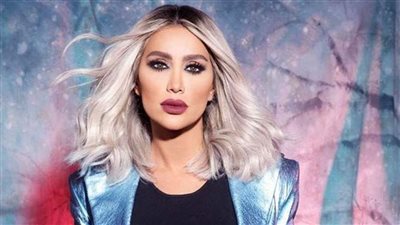 مايا دياب تحتفل بنجاح كليب 