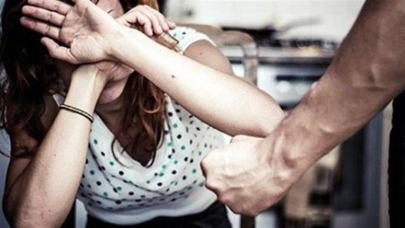 اغتصاب فتاة - صورة
