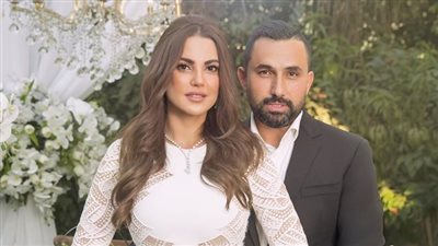 هاني سعد يغازل درة بعد نشرها صور رحلتها في إيطاليا| صور