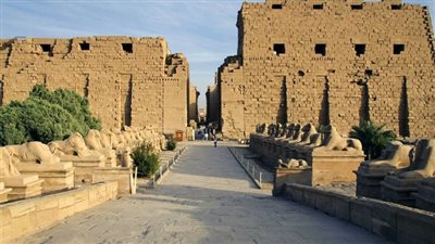 الأقصر تستضيف 13 مدونًا إسبانيًا للترويج للسياحة الثقافية