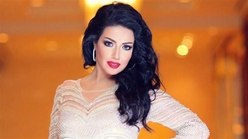 سمية الخشاب