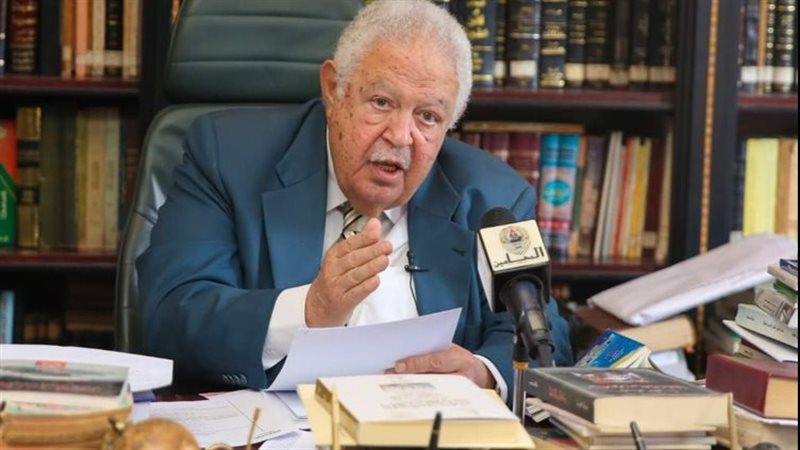 رجائي عطية نقيب المحامين