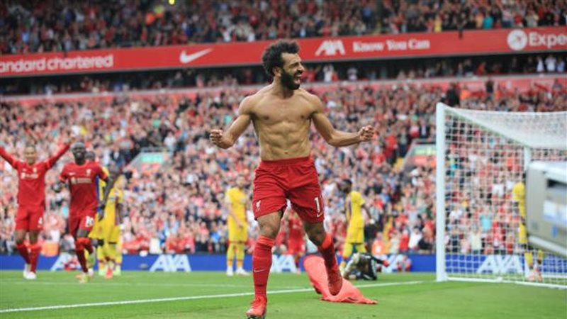 محمد صلاح أمام كريستال