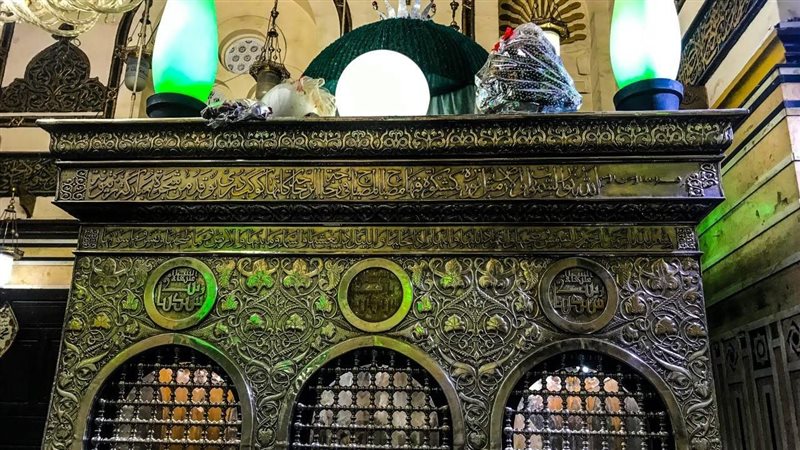 تفسير رؤية مقام السيدة
