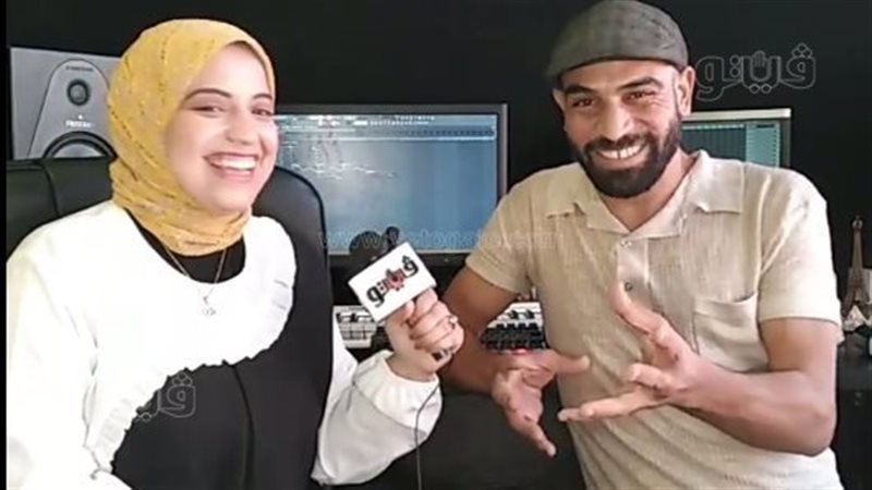 مؤدي شخصية المفتش
