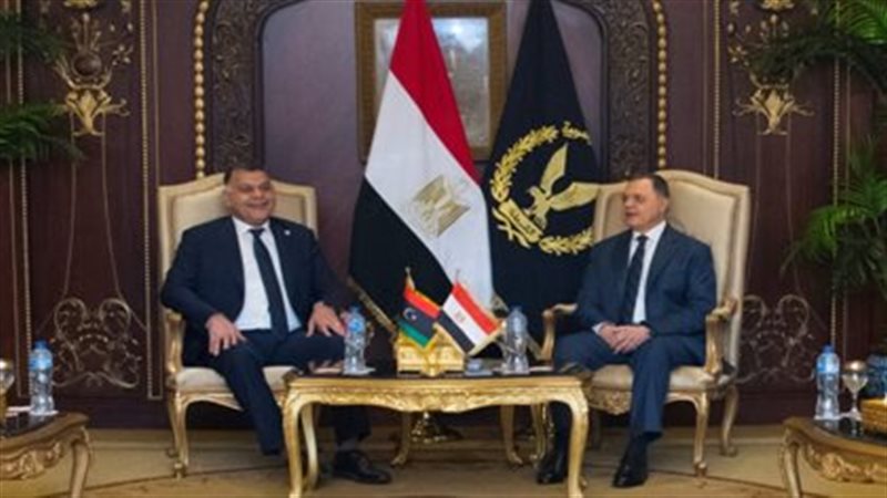 وزير الداخلية يلتقى
