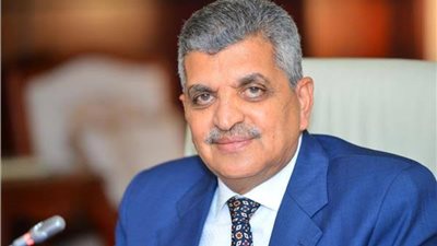 أسامة ربيع: هيئة قناة السويس تحرص على جذب المزيد من الملاحة الدولية